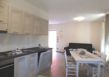 P1030793-1-640x467.jpg - Quadrilocale Via Dott. F. Traversa 2121, San Bartolomeo al Mare - foto 30