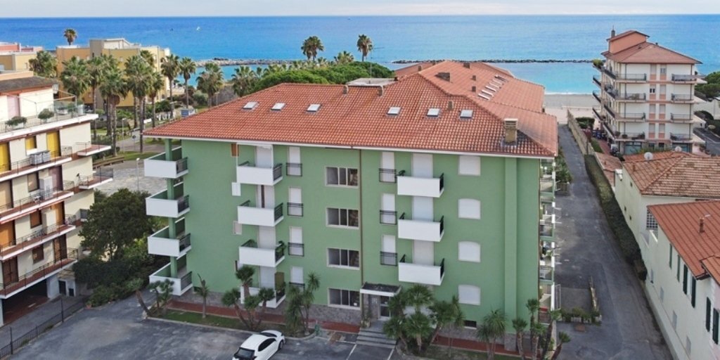 1.jpg - Trilocale Via Aurelia 57, San Bartolomeo al Mare - foto 1