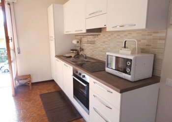 DSC00442-640x467.jpg - Trilocale Via Aurelia 57, San Bartolomeo al Mare - foto 5