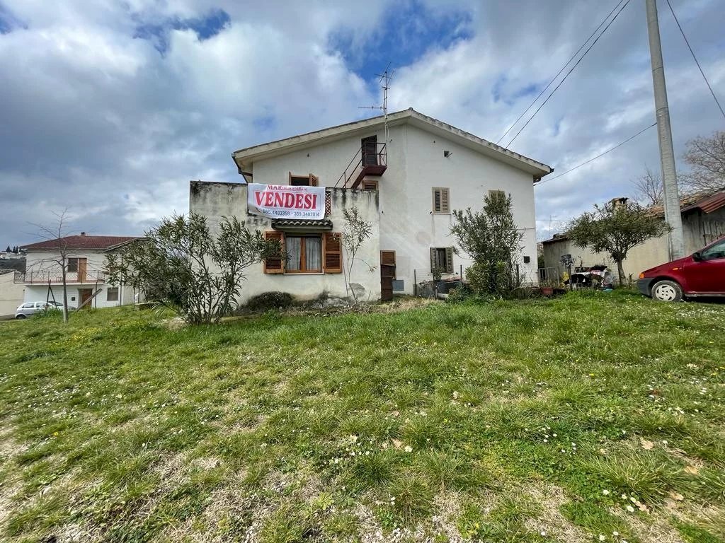 Appartamento CONTRADA VICENNE, Civitaquana - foto 1