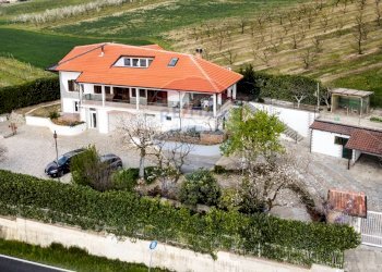 Casa indipendente Via Chieri Pecetto, 12 
 Pino Torinese, Pino Torinese - foto 26