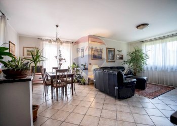 Casa indipendente STRADA PRELLE, 2 
 Albiano d'Ivrea, Albiano d'Ivrea - foto 3