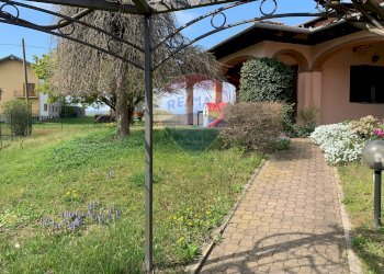 Casa indipendente STRADA PRELLE, 2 
 Albiano d'Ivrea, Albiano d'Ivrea - foto 29