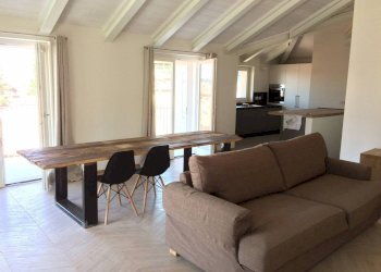 soggiorno - Four-room apartment via Albussano, 30, Chieri - photo 2