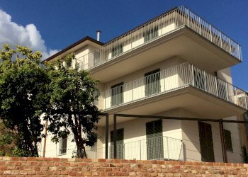 facciata - Four-room apartment via Albussano, 30, Chieri - photo 10