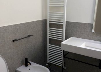 bagno - Four-room apartment via Albussano, 30, Chieri - photo 20