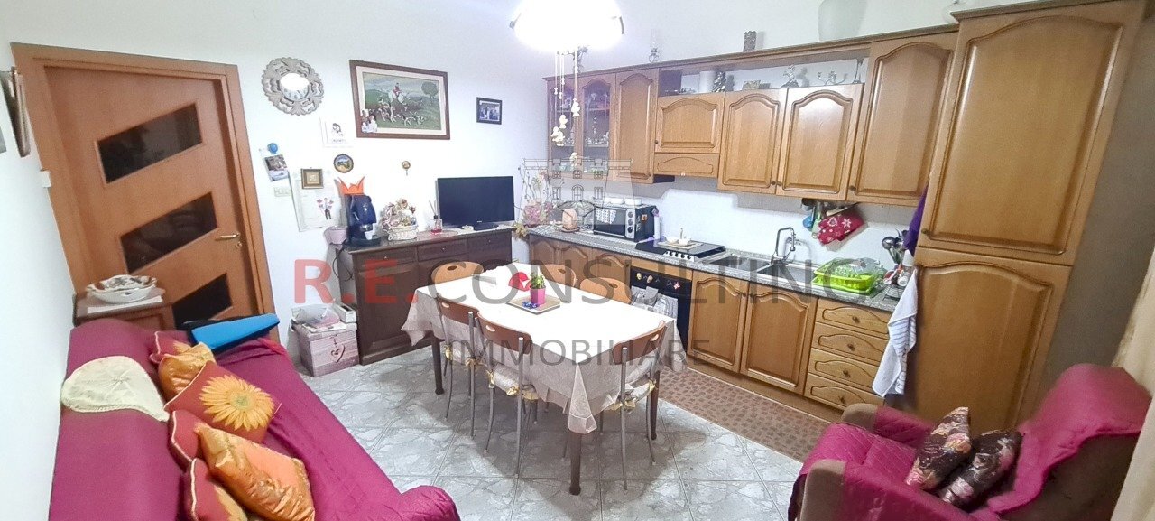 20230405_190414.jpg - Three-room apartment Via Piave 17, Martina Franca - photo 3