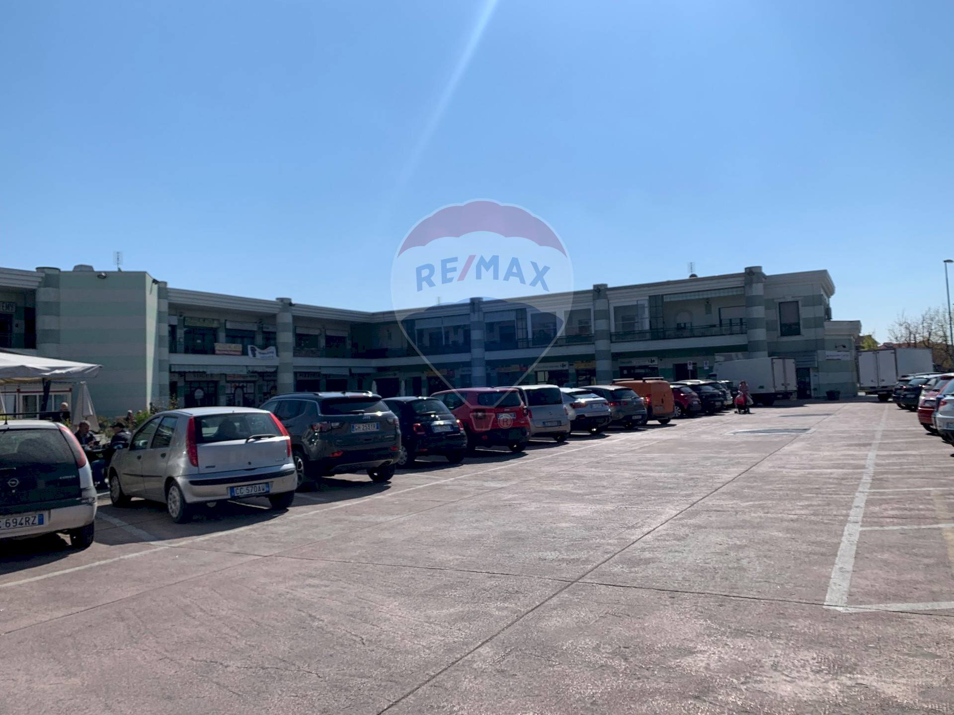 Locale Commerciale Via Gramsci, 45 
 Borgaro Torinese, Borgaro Torinese - foto 2