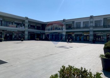 Locale Commerciale Via Gramsci, 45 
 Borgaro Torinese, Borgaro Torinese - foto 4