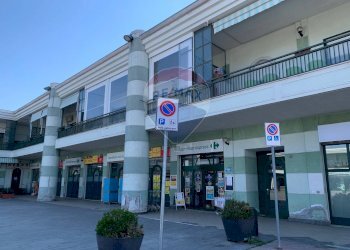 Locale Commerciale Via Gramsci, 45 
 Borgaro Torinese, Borgaro Torinese - foto 17
