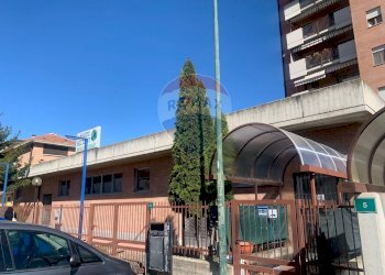 Locale Commerciale VIA AMENDOLA, 5
Orbassano, Orbassano - foto 1