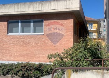 Locale Commerciale VIA AMENDOLA, 5
Orbassano, Orbassano - foto 8