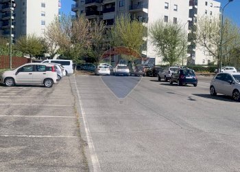 Locale Commerciale VIA AMENDOLA, 5
Orbassano, Orbassano - foto 10