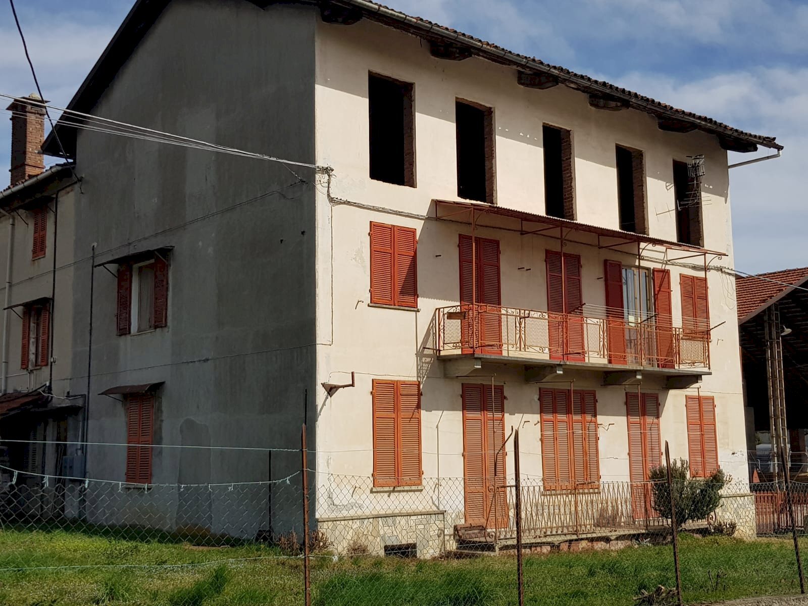 Casa indipendente Strada della Fornace, Luserna San Giovanni - foto 2