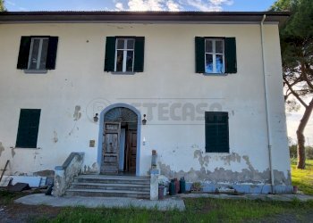 20230325_162540.jpg - Casale Via Aurelia 25, Cecina - foto 1