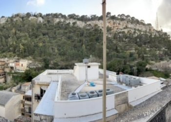 IMG_2577.jpg - Villa Via Iachinoto Saverio, Modica - foto 2