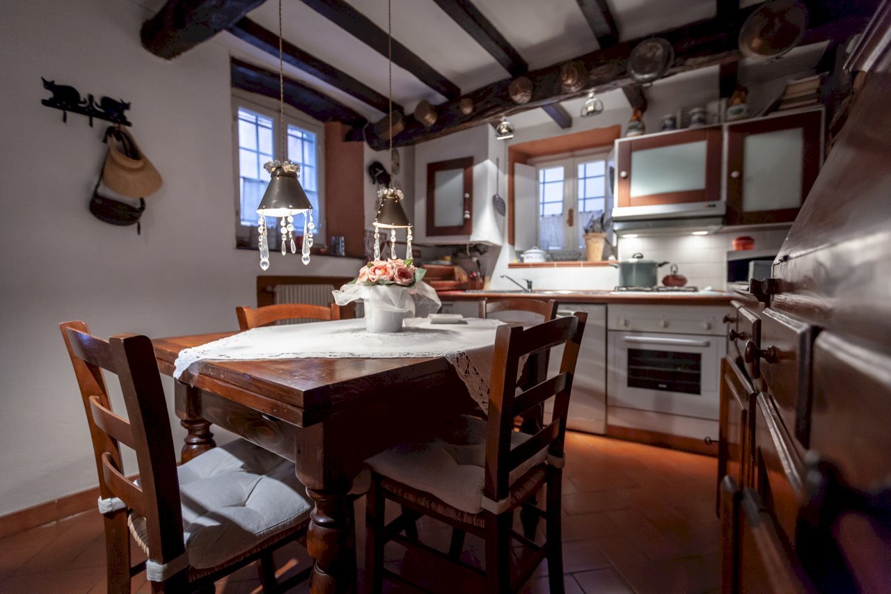 14.jpg - Porzione di casa Ameglia - foto 2