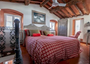 30b.jpg - Porzione di casa Ameglia - foto 3