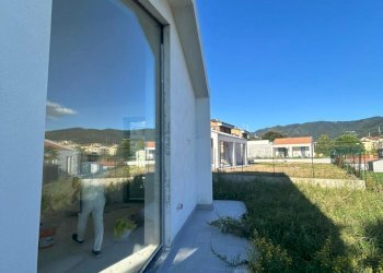 be418d11-bdf9-4b56-a0b7-0b2f747645ab.jpg - Villa Via Sarzanello 232A, Sarzana - foto 16