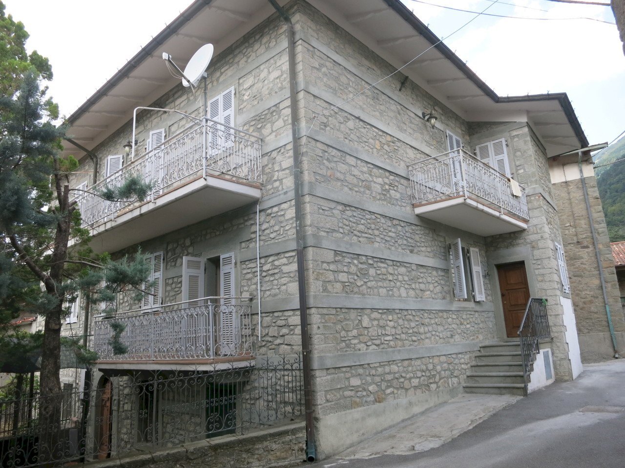 IMG_7232.JPG - Villa Comano - foto 2