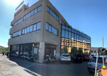 WhatsApp Image 2020-09-05 at 11.21.54 (15).jpeg - Ufficio Sarzana - foto 1