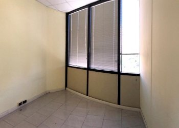 WhatsApp Image 2020-09-05 at 11.21.54 (8).jpeg - Ufficio Sarzana - foto 11