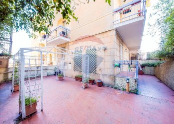 Bilocale Castelletto, Genova, Genova (zona Castelletto) - foto 18