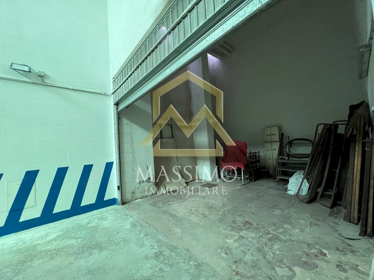 IMG_5708.jpg - Box Via Deruta, Roma - photo 1