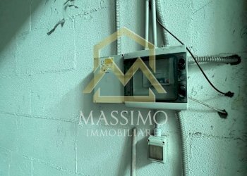 IMG_5716.jpg - Box Via Deruta, Roma - photo 11