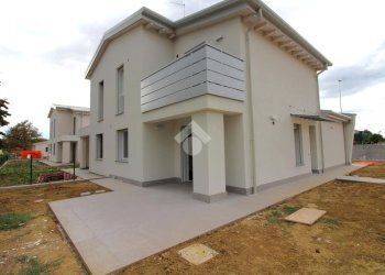 Villa a Schiera Via Riscossa, Rio Saliceto - foto 1