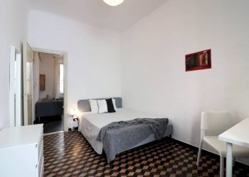 Camera da letto - Terreno non edificabile via di Sant'Agnese, 9, Genova (zona Principe) - foto 3