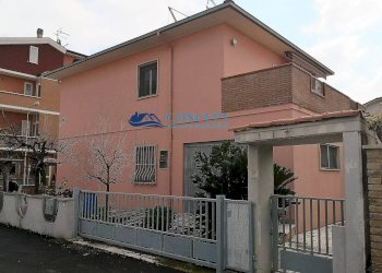 Casa indipendente via D'Annunzio, Tortoreto - foto 1