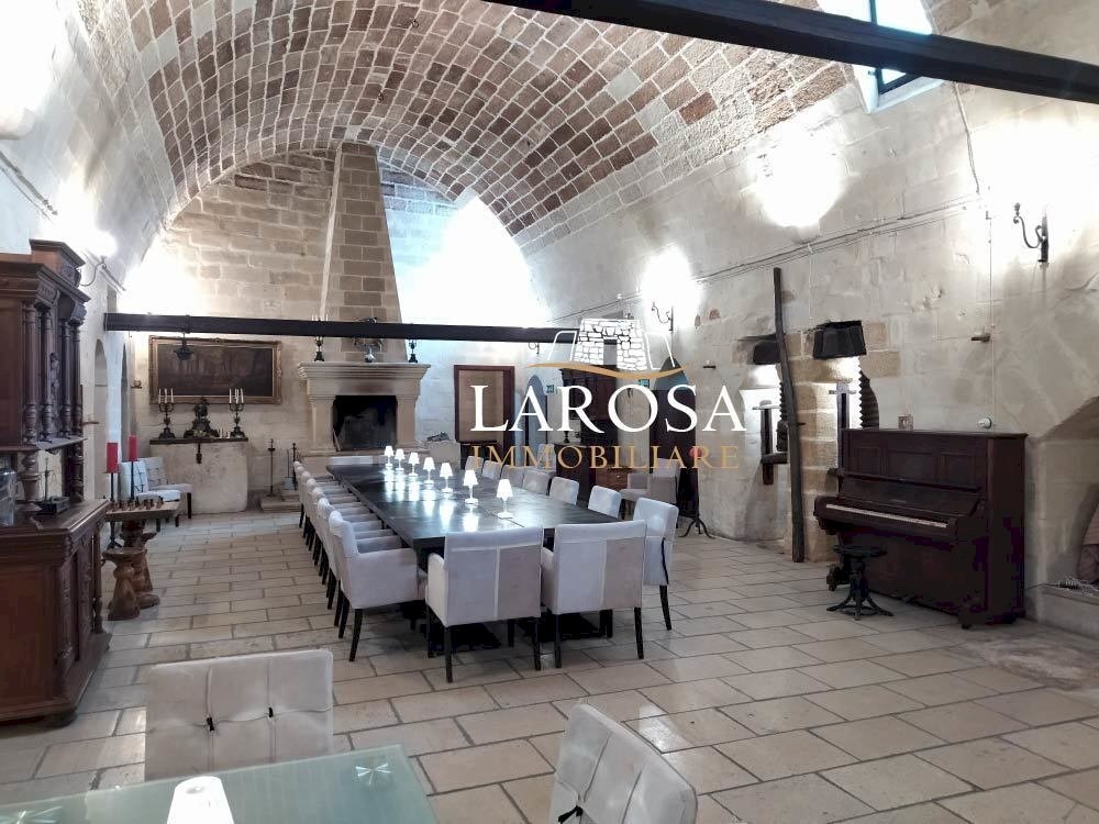 1.jpg - Restaurant Via XX Settembre 67, Lizzanello - photo 1