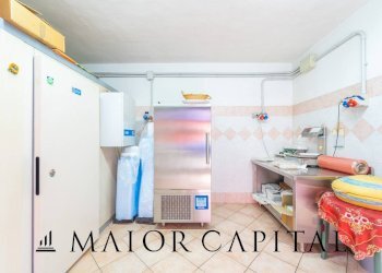 Altro via roma, Oschiri - foto 11