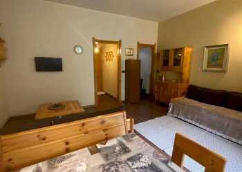 TAVOLO - Monolocale via Genova, 9, Bardonecchia - foto 27