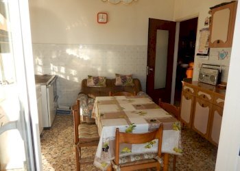 DSCN5645.JPG - Casa indipendente Località Cascine Buto 20, Varese Ligure - foto 14