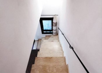 Scala interna - Villa a Schiera via delle Isole, San Teodoro - foto 8