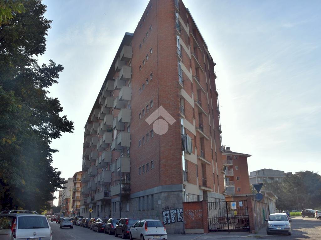 Two-room apartment Via edoardo rubino, Torino (neighborhood Centro Europa) - photo 2