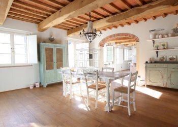 vendesi rustico ristrutturato lucca capannoriIMG_4 - Casale Via Milano 12, Capannori - photo 6