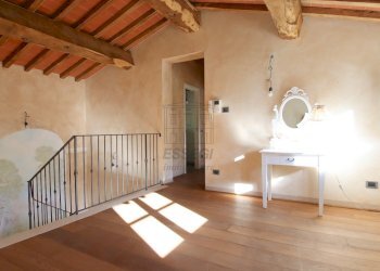 vendesi rustico ristrutturato lucca capannoriIMG_4 - Casale Via Milano 12, Capannori - photo 17