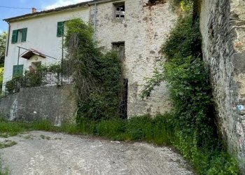 18.jpg - Rustic San Bartolomeo del Bosco, Savona - photo 2