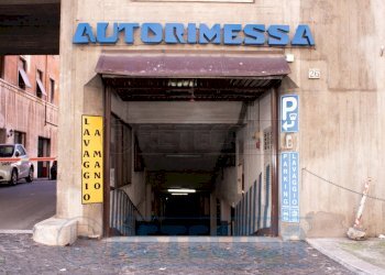 IMG_0287.jpg - Box Via di San Paolo alla Regola 26, Roma - photo 1