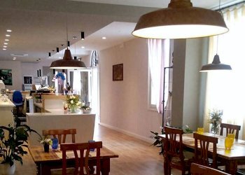 salaristorante.jpg - Ristorante Viale Castruccio Castracani, Lucca - foto 10