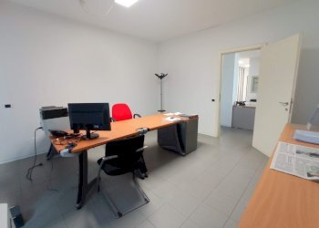 IMG_20230418_104033.jpg - Office Modena - photo 3