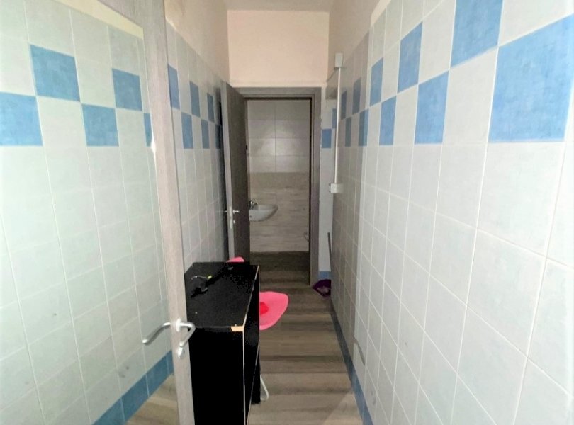 Commercial Premises Mondragone - photo 2