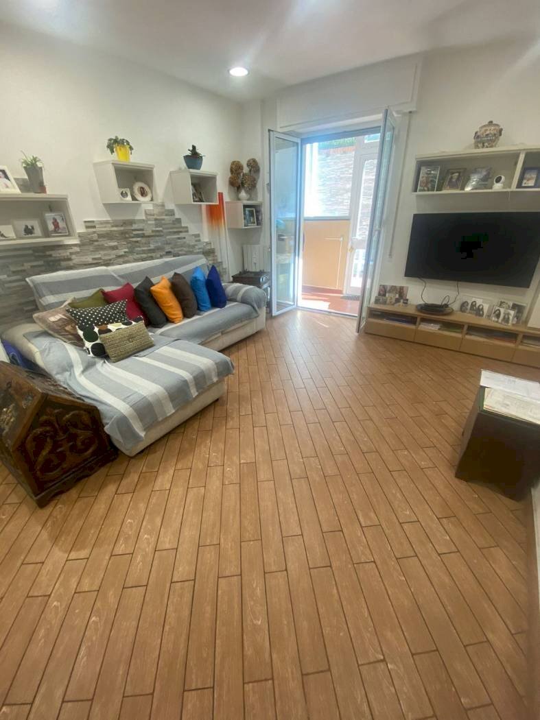 Four-room apartment Via alla Villetta, Savona (neighborhood Villetta) - photo 3