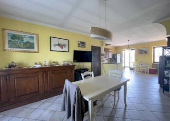 Salone - Villa Frazione Combe, Chiusa di Pesio - foto 5