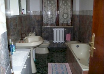 bagno.jpg - Casa indipendente Sarzana - foto 10