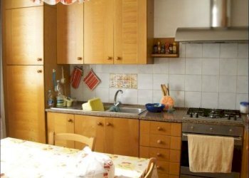 cucina.jpg - Casa indipendente Sarzana - foto 12
