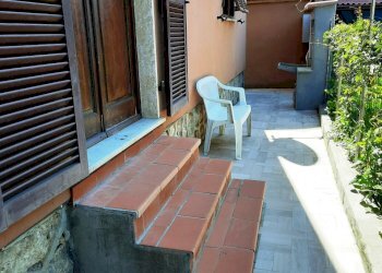 30.jpg - Casa indipendente Sarzana - foto 24